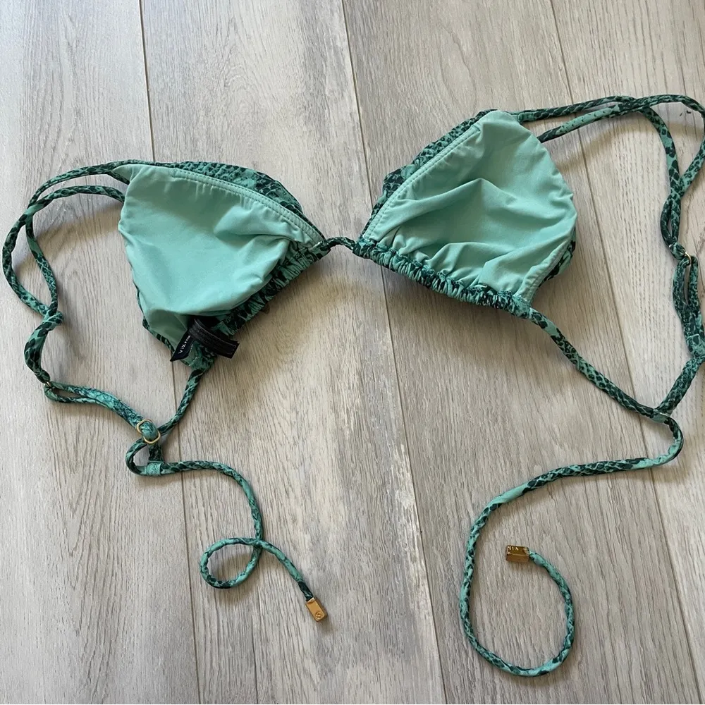 Vix Paula Hermanny Bikini Top snakeskin womens Teal (large) swim summer beach Blue - Image 3