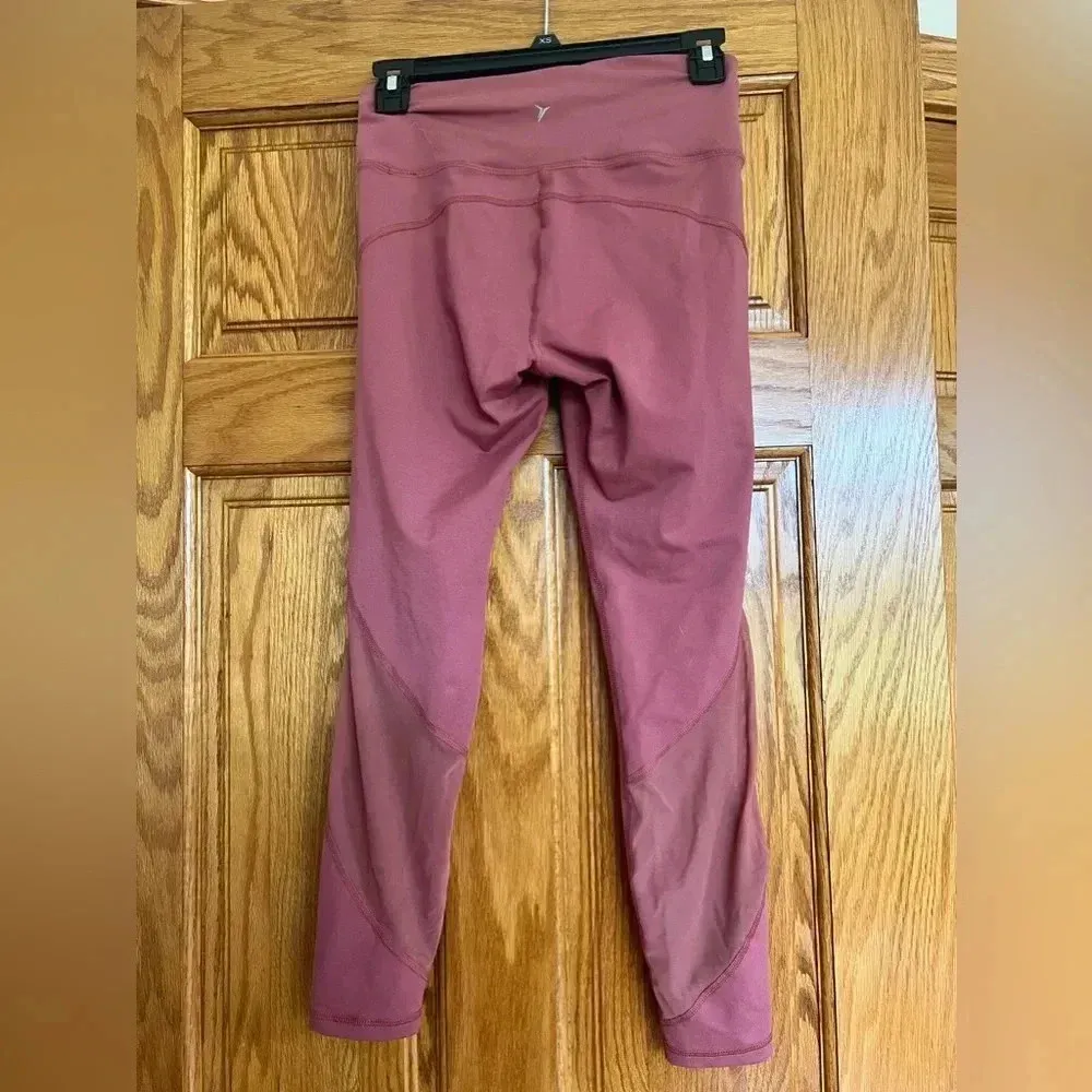 Old Navy  - Active - Elevate Leggings - Image 6