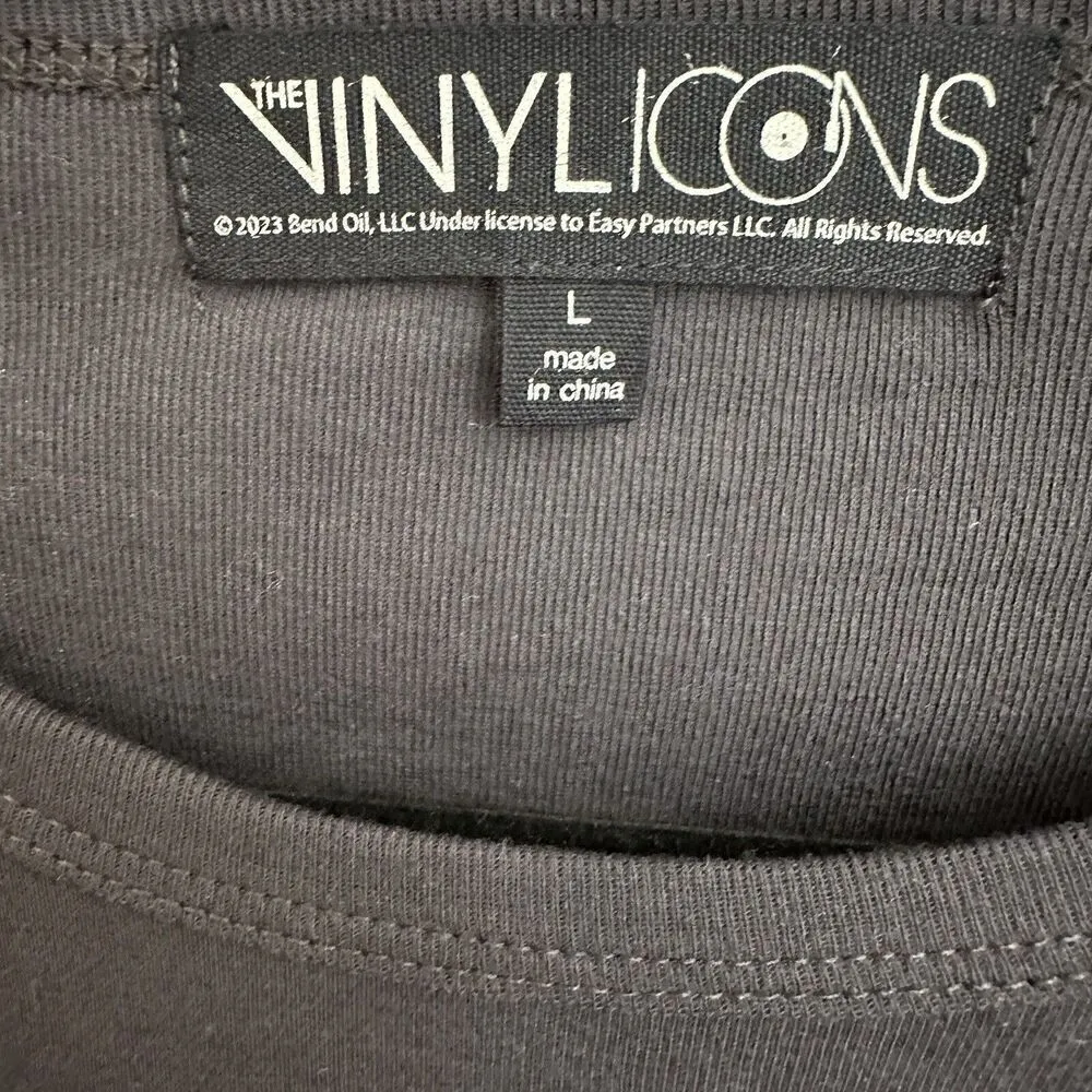 NEW Vinyl Icons Die Young Stay Pretty Graphic T - Image 3