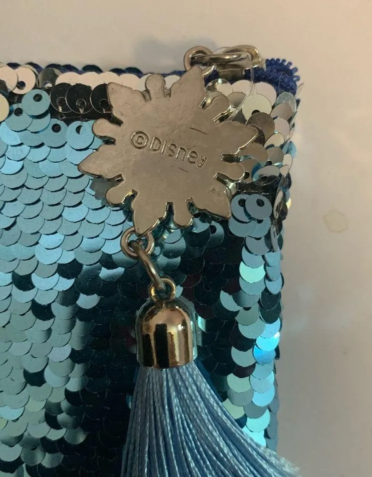DISNEY BLUE SEQUINS CLUTCH WITH “FEARLESS” WRITTEN ON IT…SNOWFLAKE ZIPPER PULL - Image 6