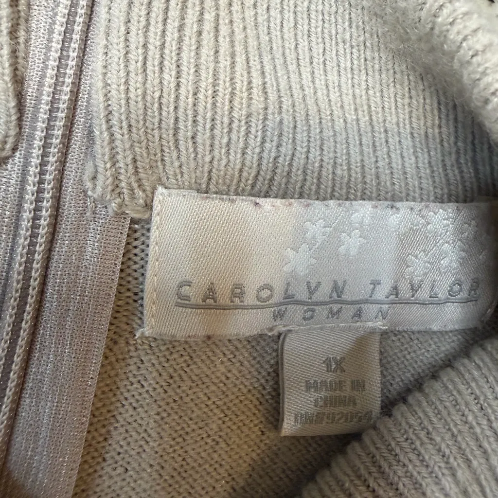Carolyn Taylor Women's Light Beige Back Zip-Up Closure Sweater - Image 4