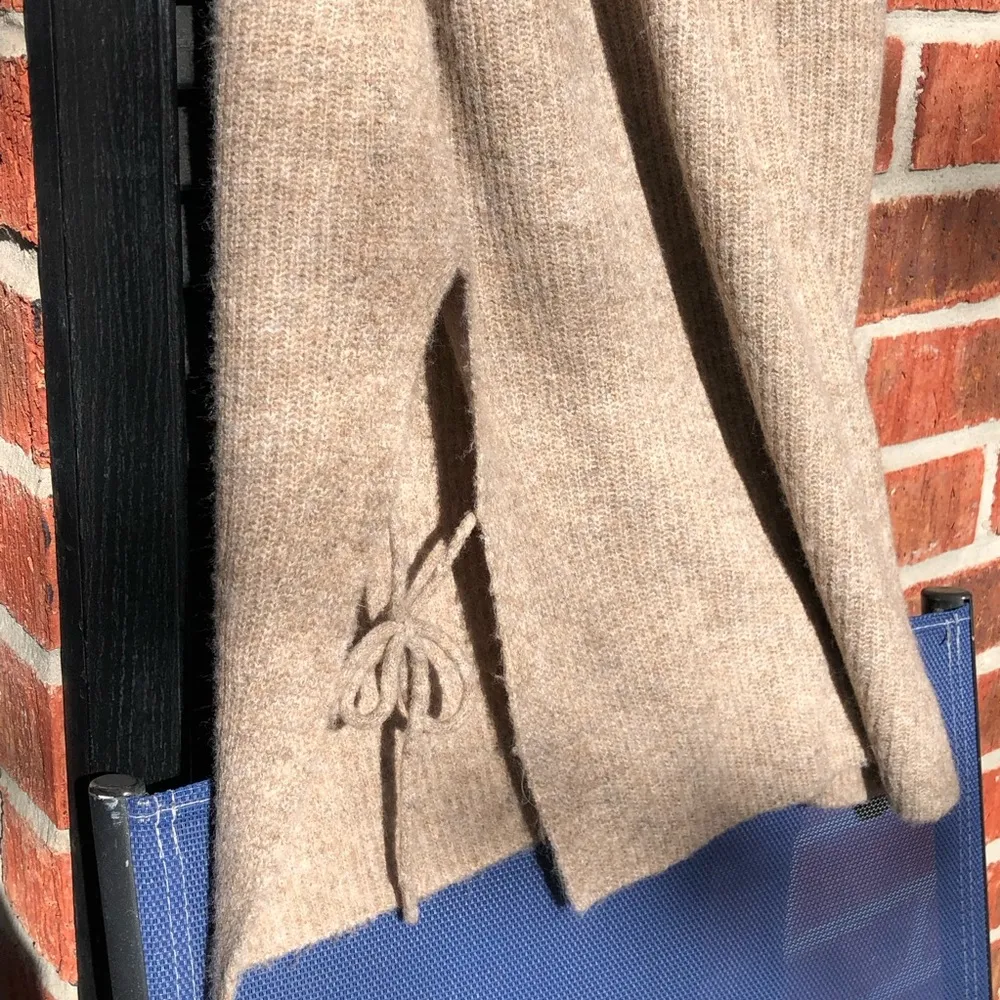 Beige Sweater Vest with tie sides M Size M - Image 4