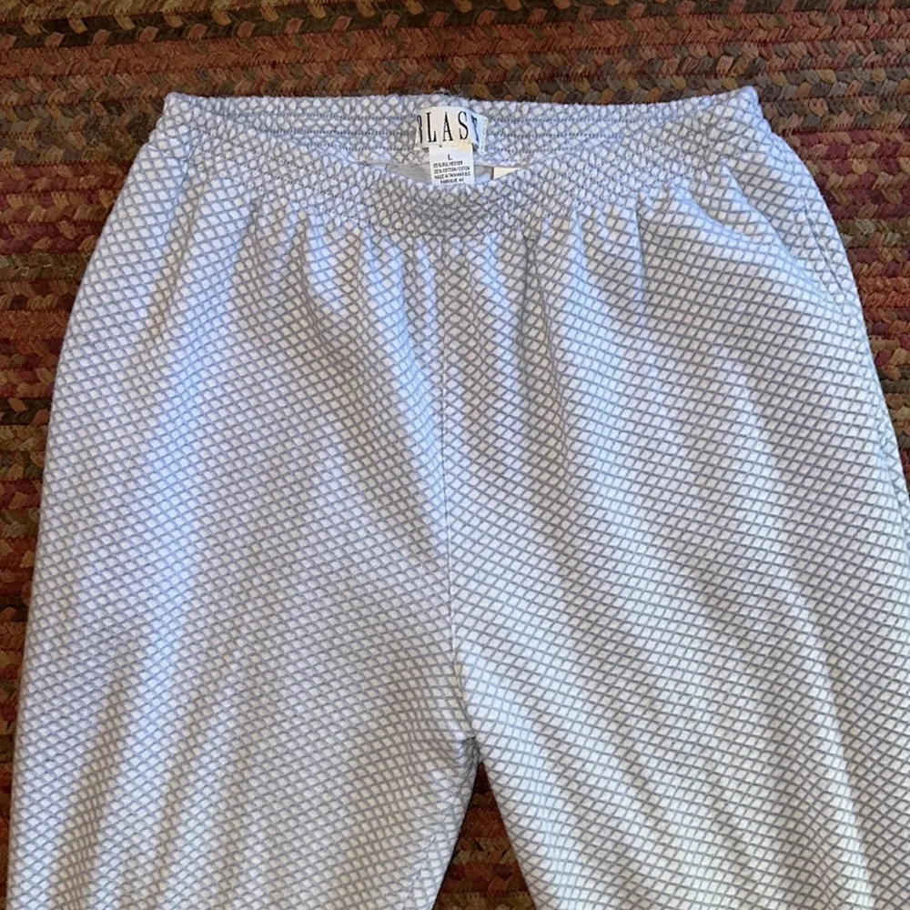 VINTAGE BLAST BLUE FISHNET PATTERN ELASTIC PULL ON CASUAL PANTS Size L - Image 3