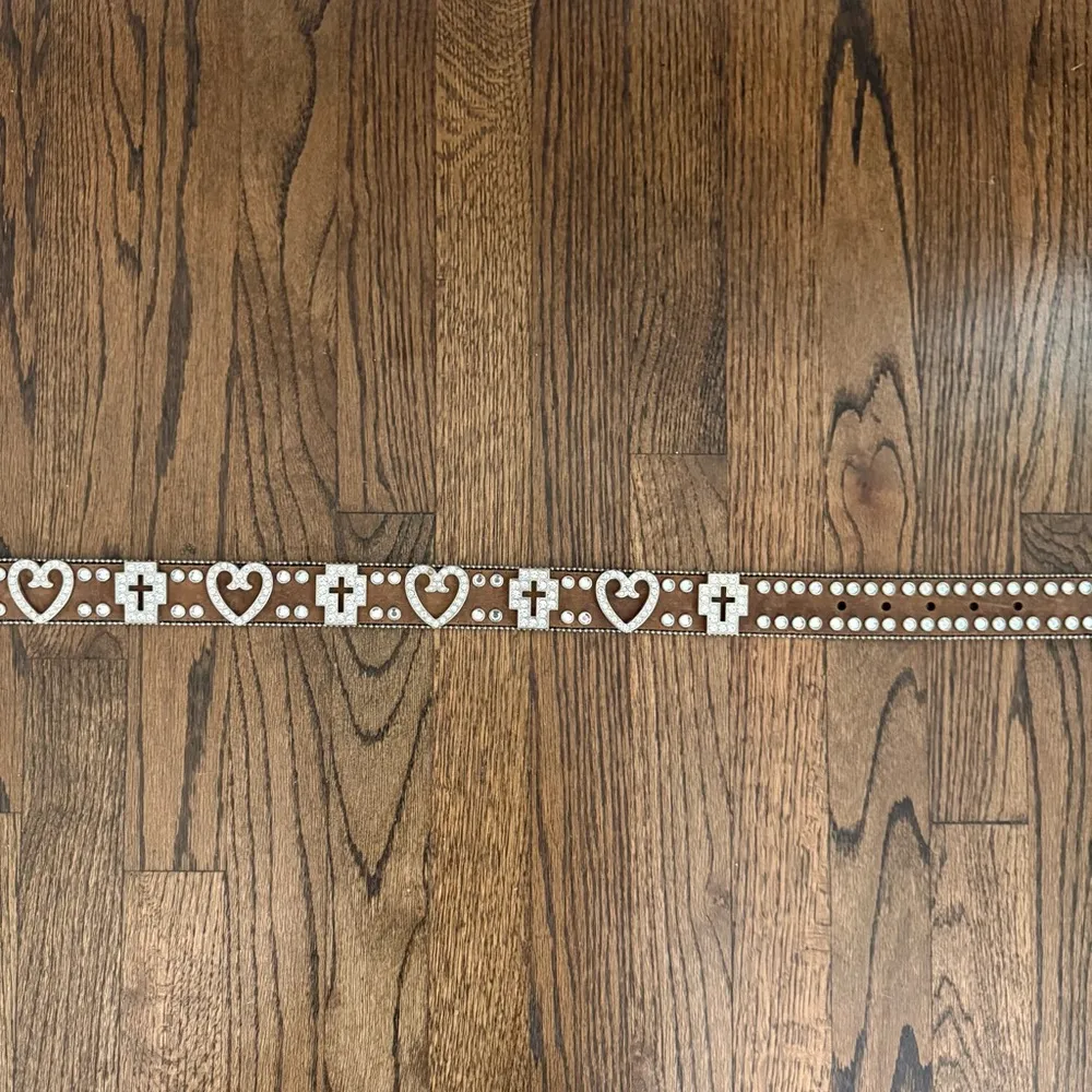 Nocona Leather Rhinestone, Hearts, Cross‎ Western Belt Size Large EUC Bling Brown - Image 6