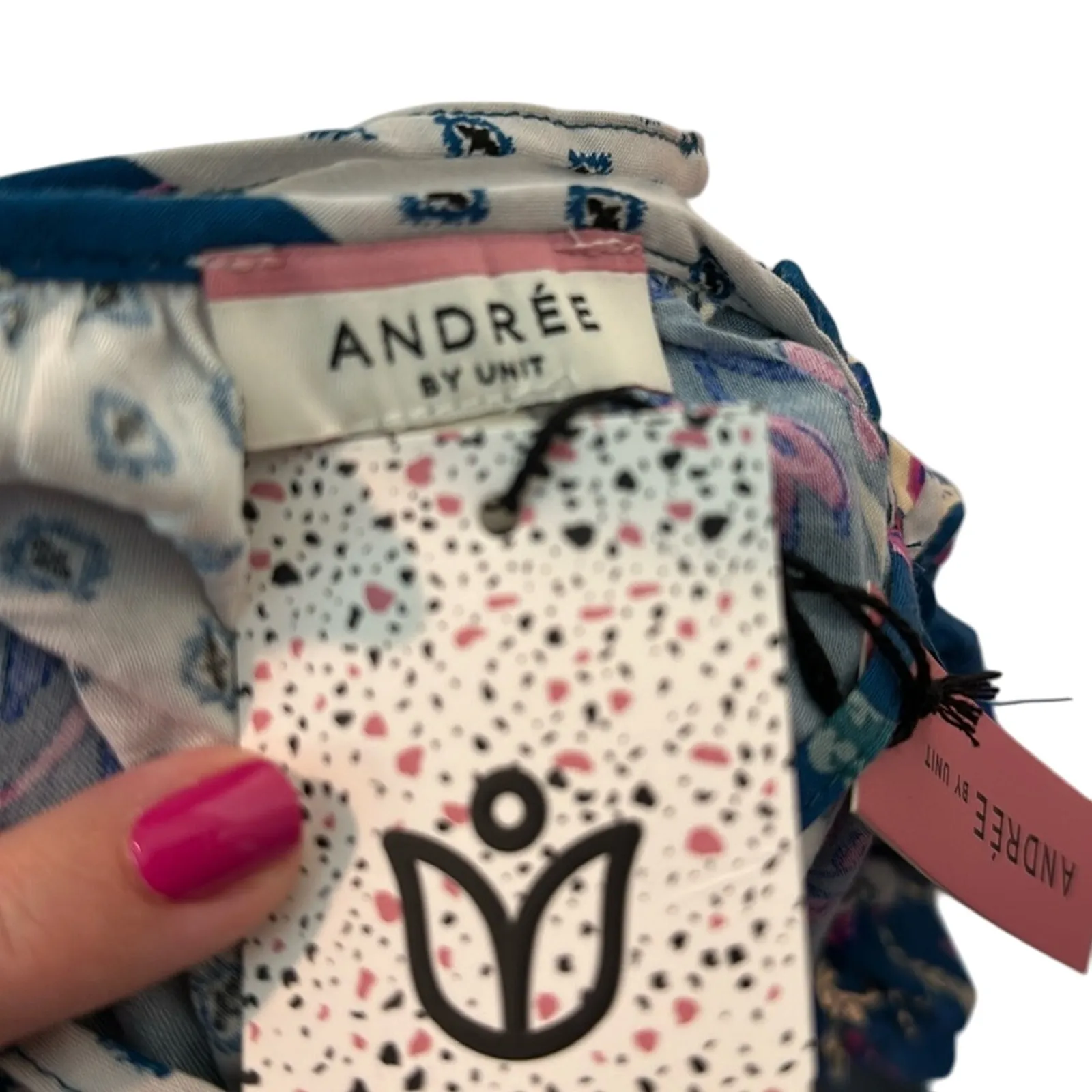 ANDREE BY UNIT Mixed Paisley Print Tie Back Blouse - Image 10