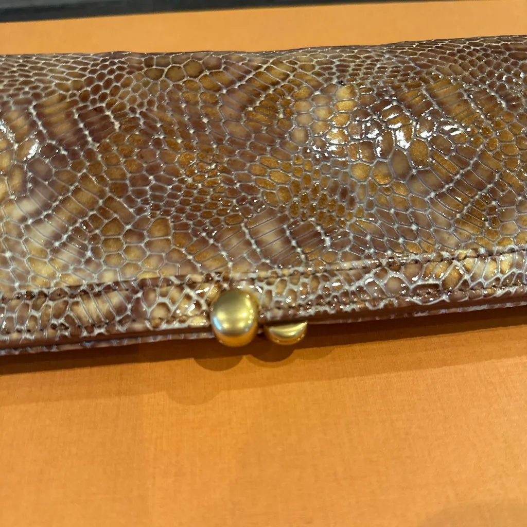 Brahmin  Tan Textured Clutch - Image 9