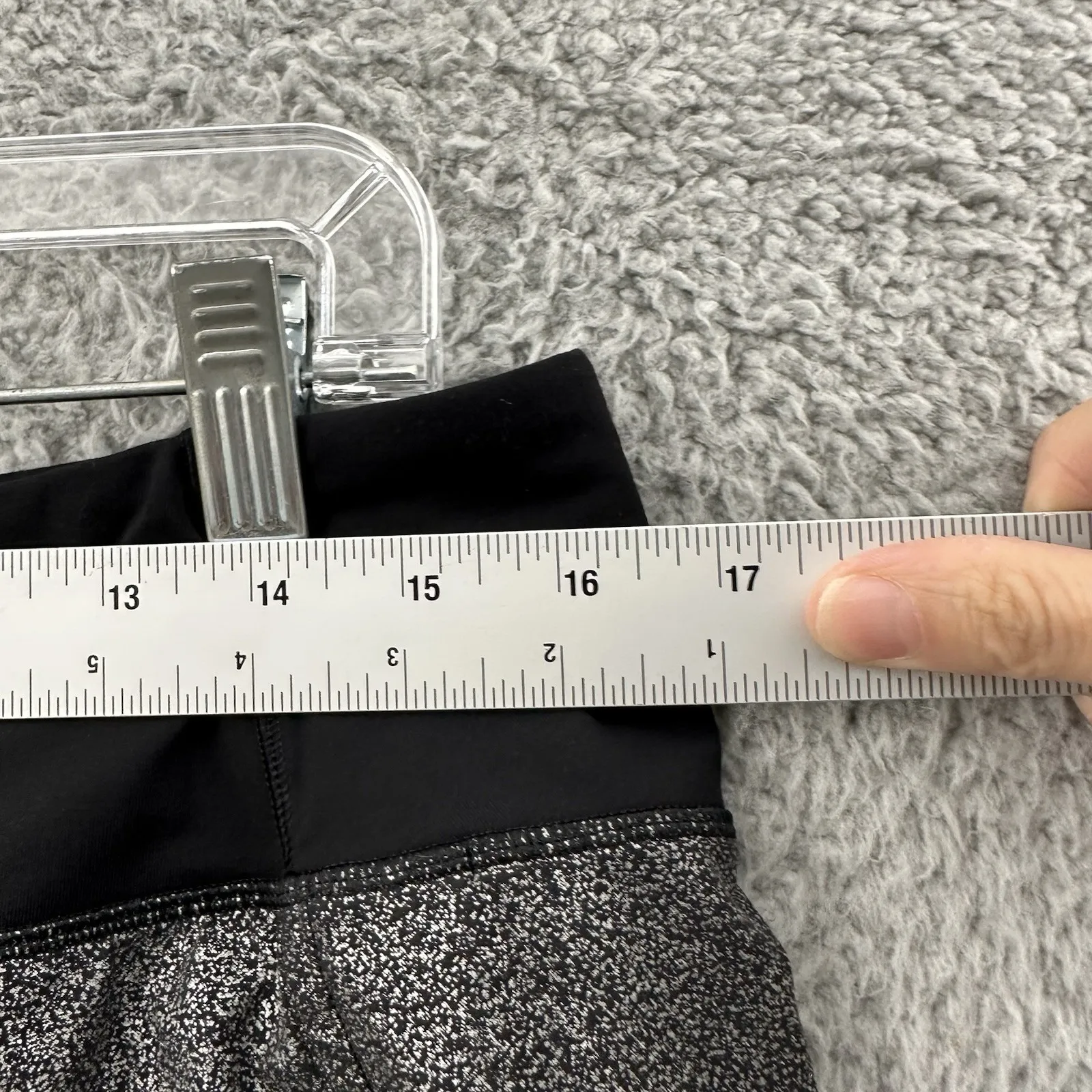 Lululemon Run Times Shorts‎ Low Rise 4" Luminosity Foil Black Athletic Running 8 - Image 8