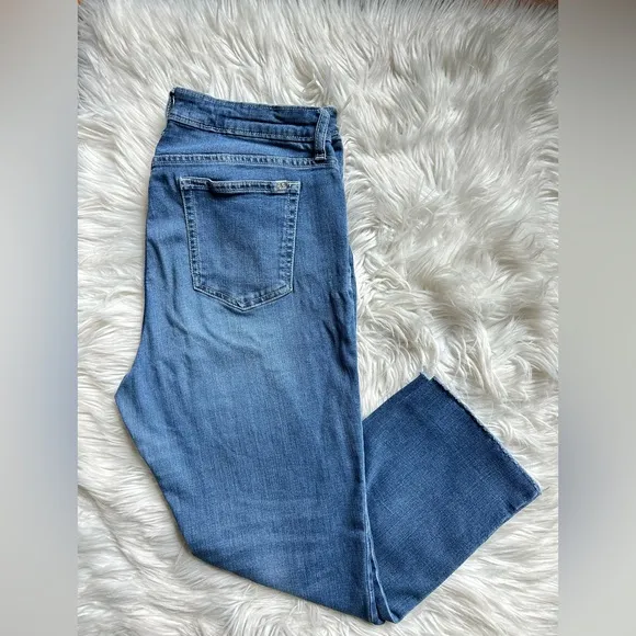 Jennifer Lopez high waisted denim capris - Image 2