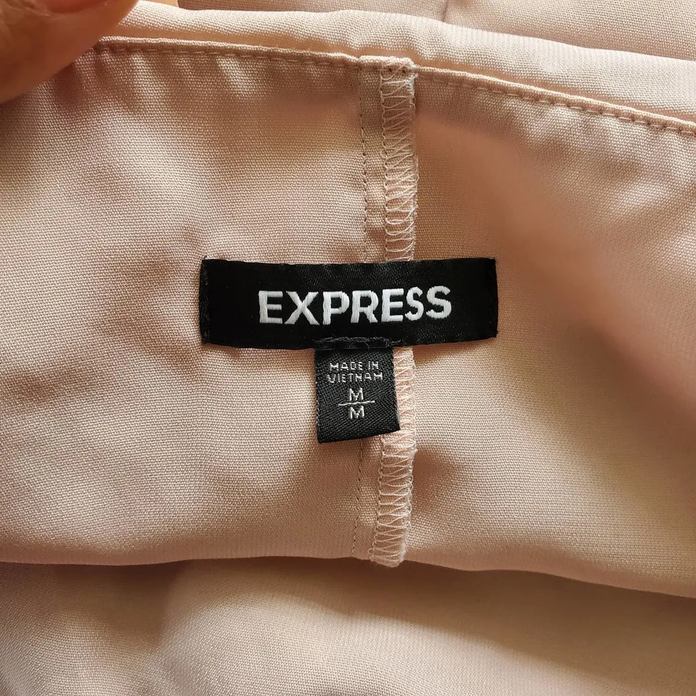 Express Pink Tiered Spaghetti Strap Camisole Top M - Image 5