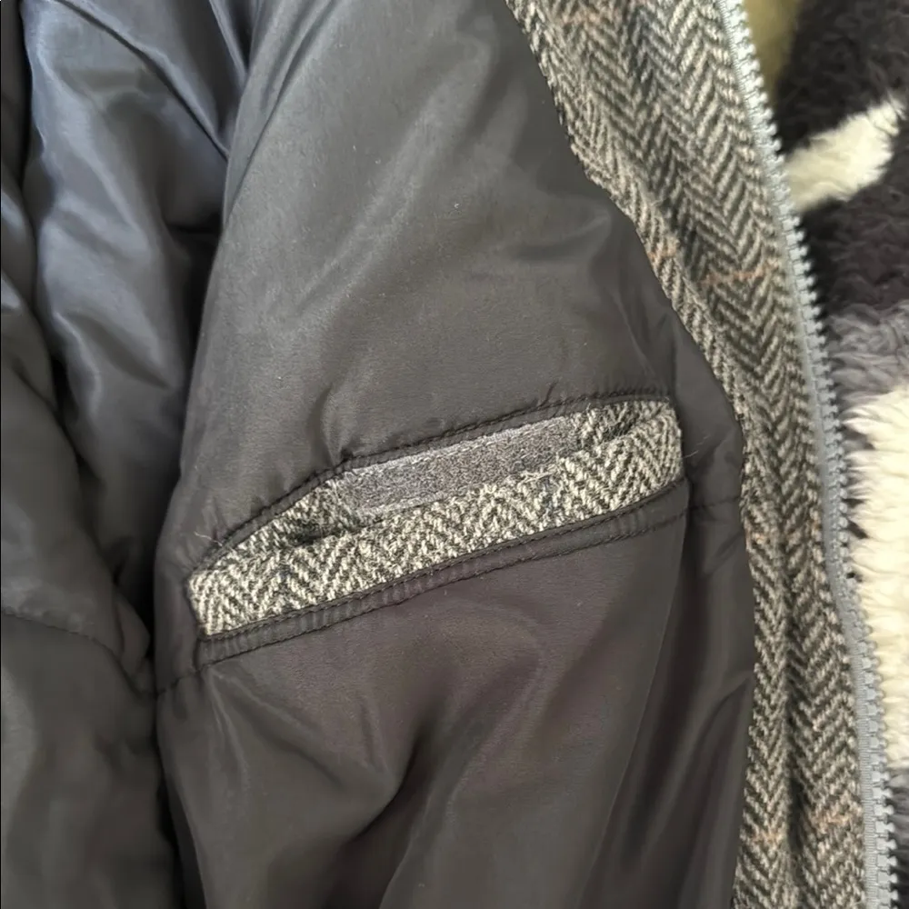 Prana Caprise Insulated Wool Blend Convertible Gray and Black Trench Coat - Image 12