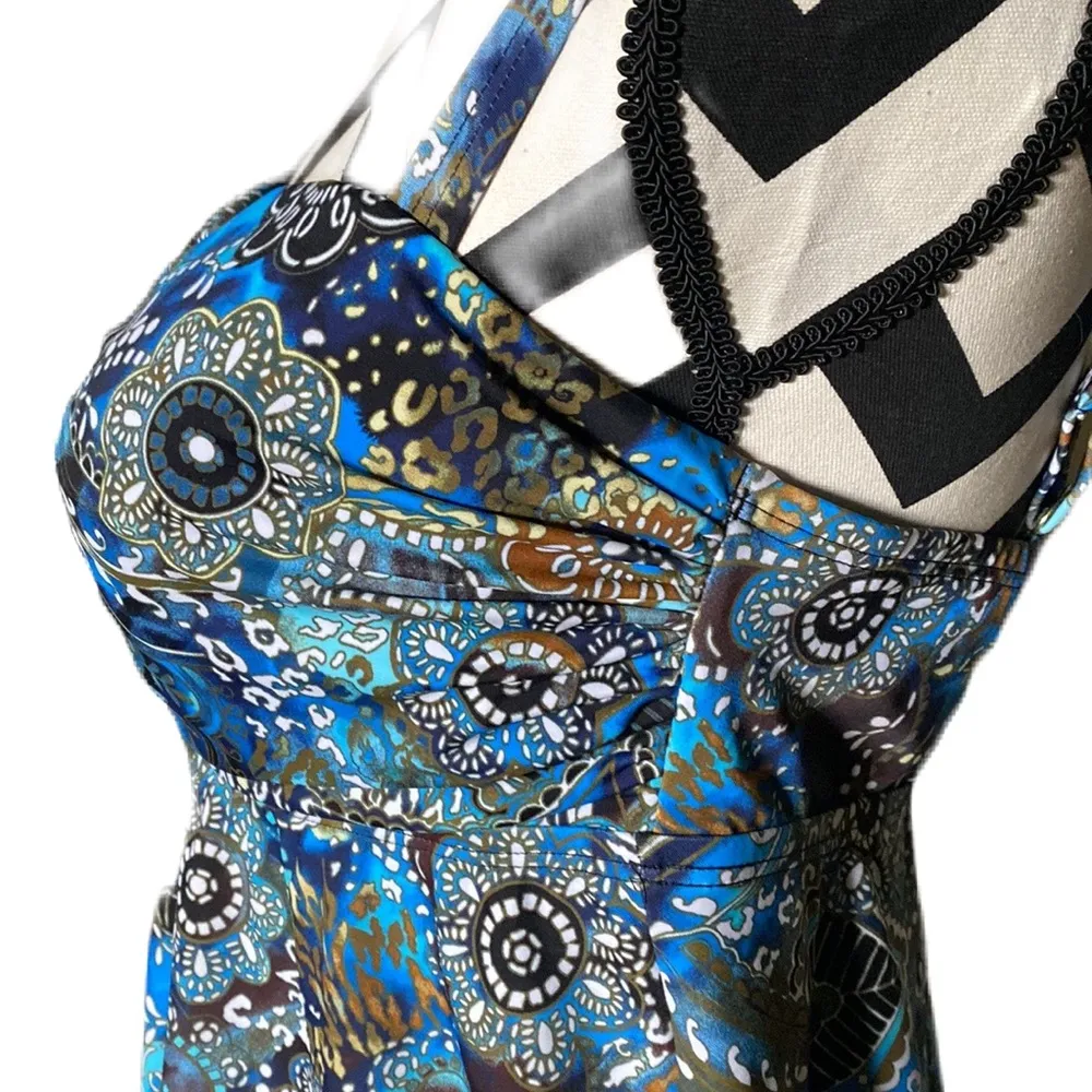 {FIT 4 U } ~ Padded built in bra ~ adjustable straps tankini ~ long back & front Blue Size 14 - Image 2