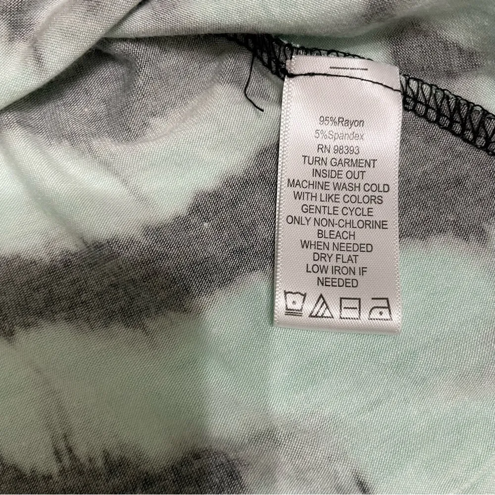 Belle Gray dress by Lisa Rinna, Green and Black tie dye design size M Size M - Image 11