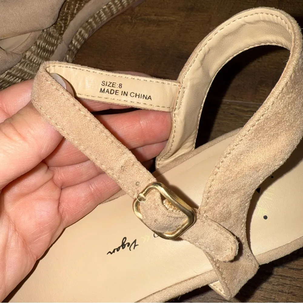 Free People Vegan Women's Tan Platform Sandals - Image 8