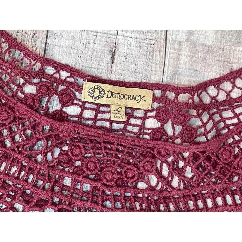 Democracy Lacy Crocheted Embroidered Burgundy Blouse sz Large‎ Bohemian - Image 5