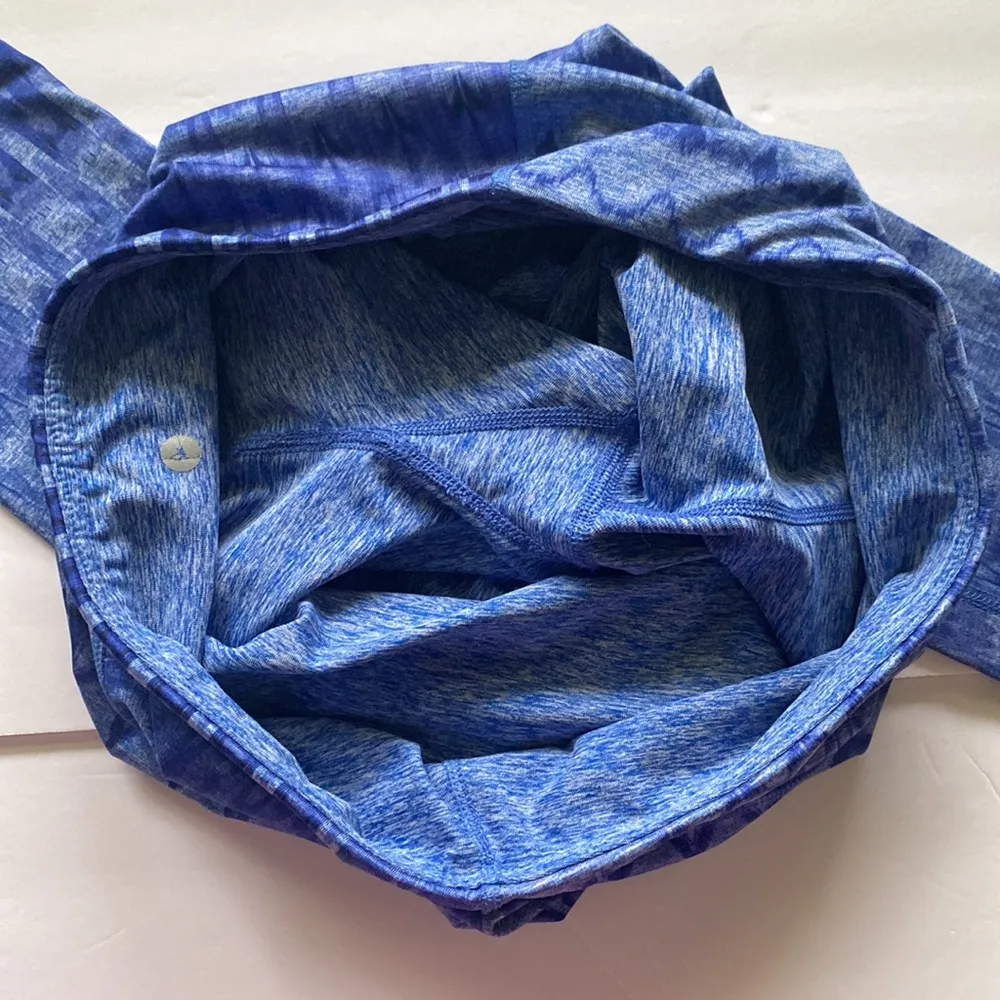 90 Degree by Reflex blue dye print ankle athletic leggings, size XL - Image 7