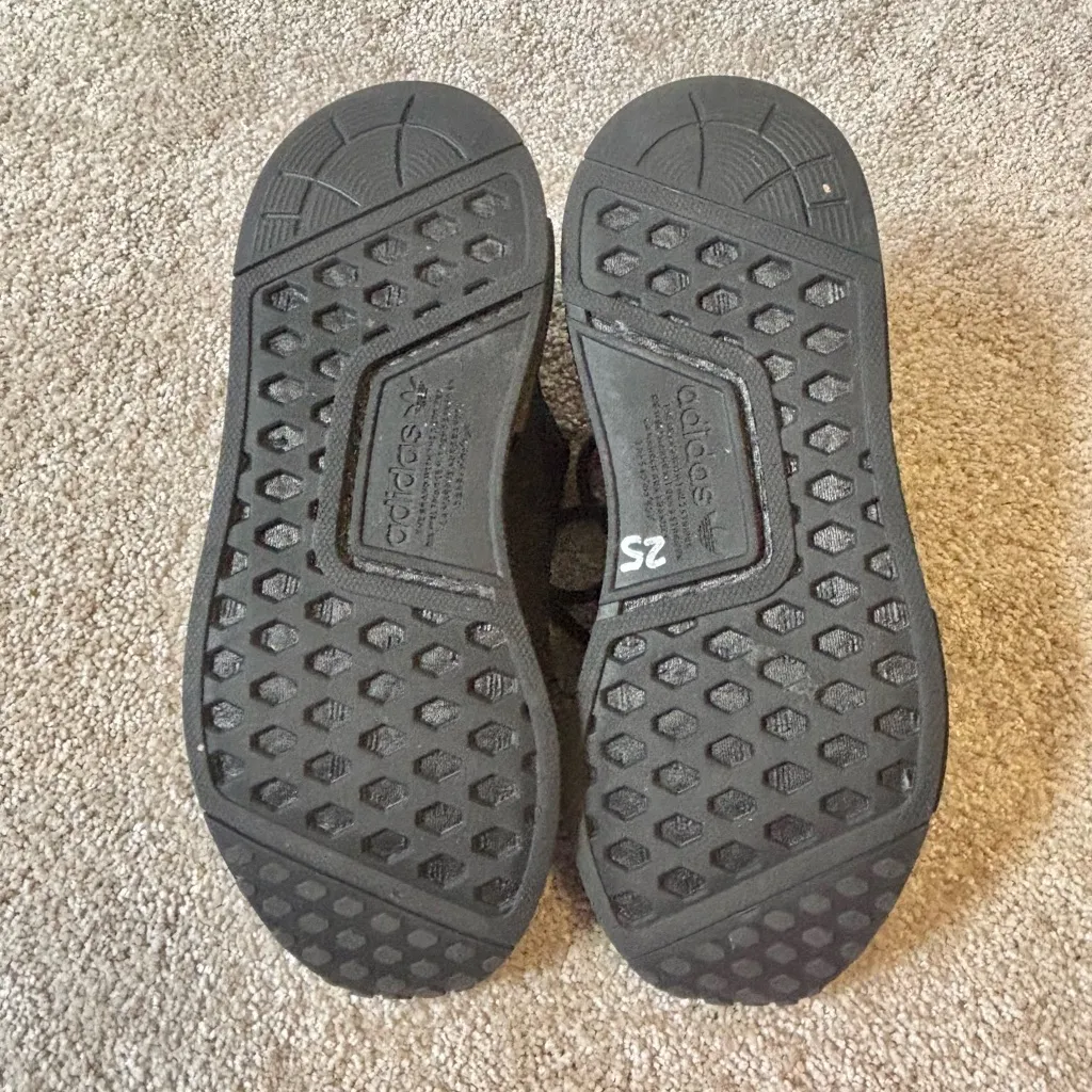 Adidas Women’s Black and Pink NMD 1 Sneakers. Size 5.5 - Image 4