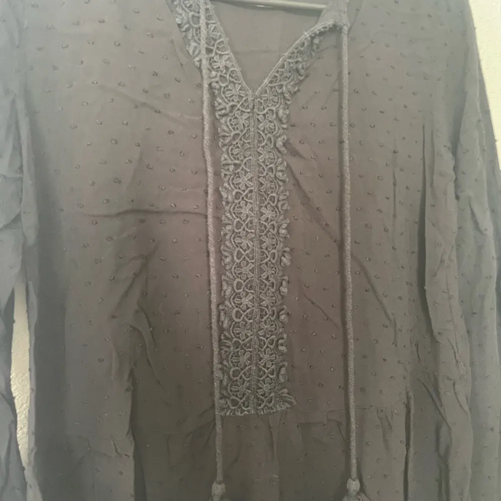 Xhilaration black peasant top - Image 2