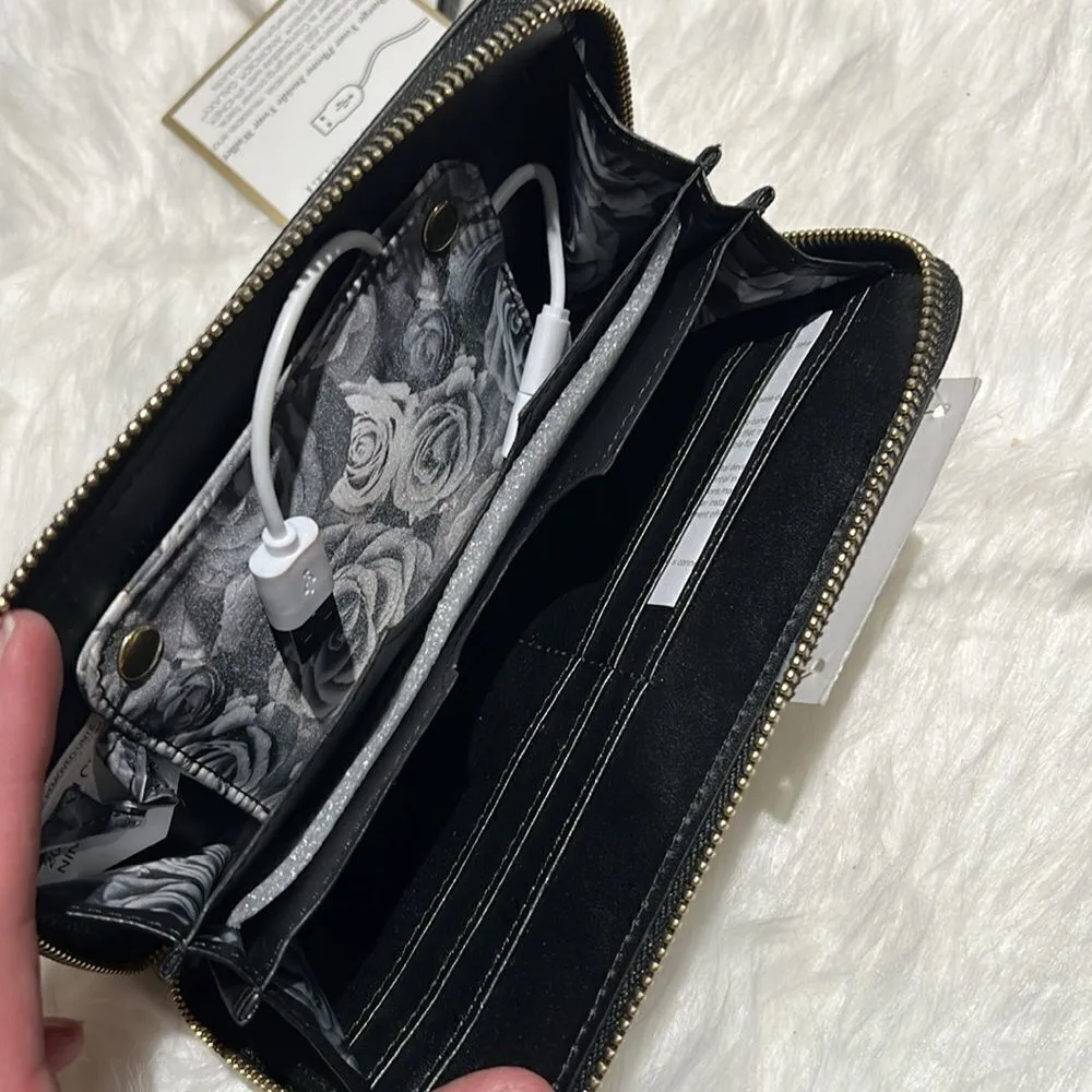 Adrienne Vittadini Charging Wristlet Wallet B92 - Image 6