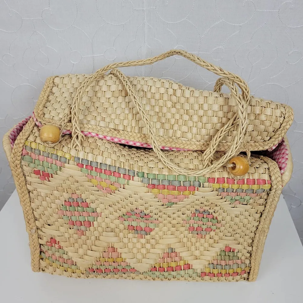 Vintage Woven Straw Seagrass Picnic Basket Bag Cotton Lined Beach Summer Day Out - Image 9