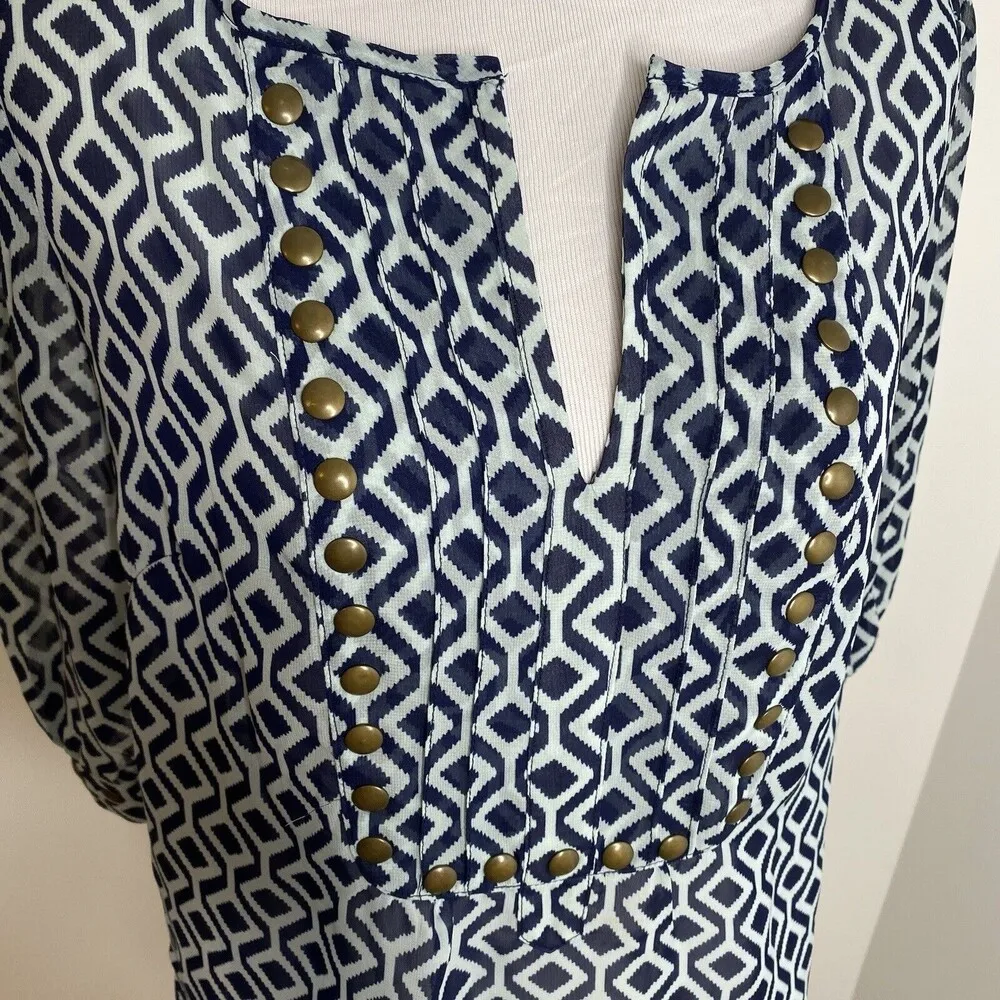 41 Hawthorn Geometric Print Blouse Copper Stud Accents Short Sleeve Size Small Blue - Image 5