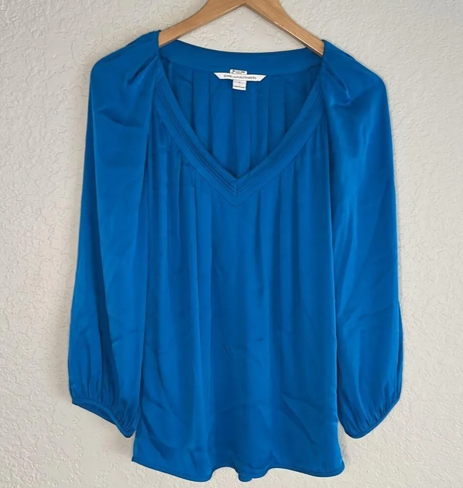 Diane Von Furstenberg Cahil Blouse Silk Blue DVF Minimalist Preppy Summer Office - Image 2