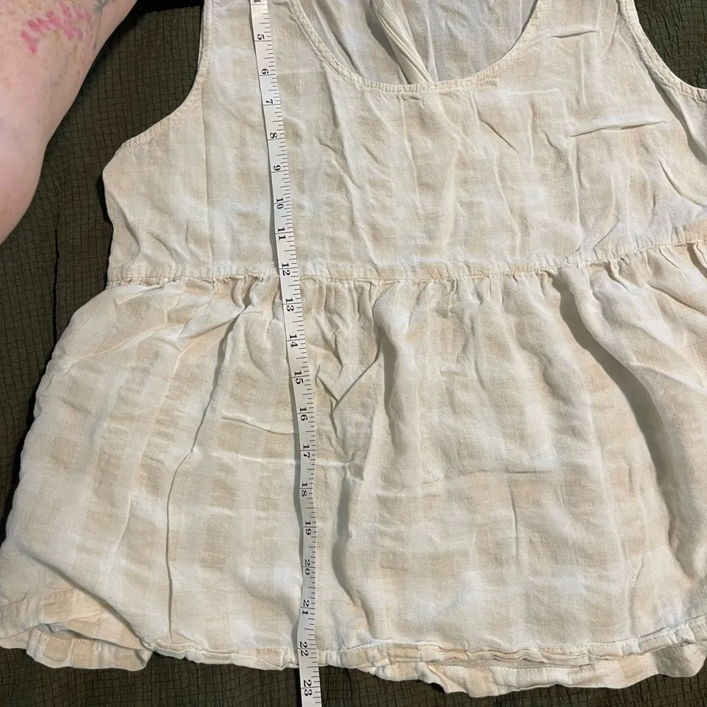 Tan and white checkered tank top - Image 6