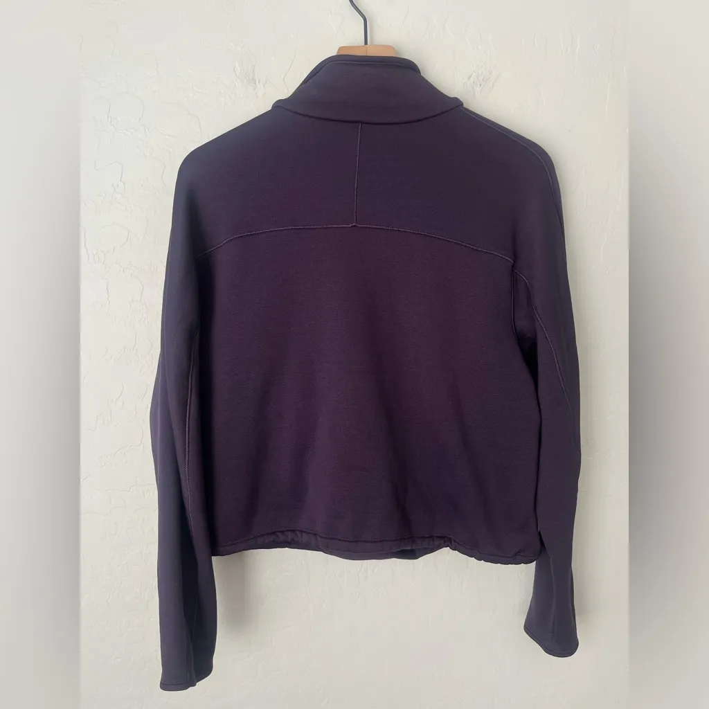Athleta Altitude Fleece Lined quarter Zip Sweatshirt plum
Iris medium - Image 7