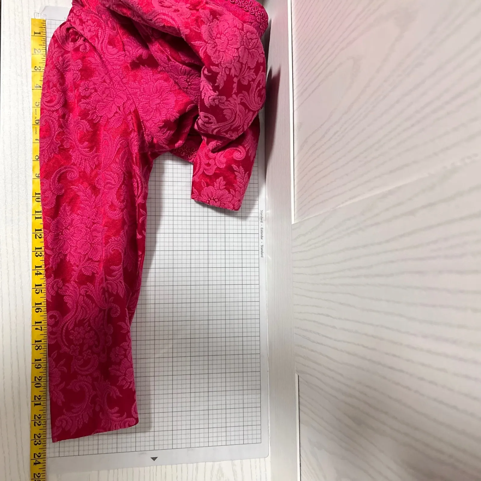 Vintage Nah Nah Jonathan Tait Red Pink Brocade Beaded Cropped Jacket Women Large - Image 7