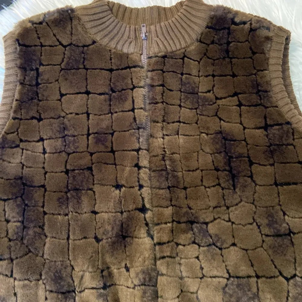 A Little Extra Spice Unisex Vest size 3X bust 50” long 28” brand new with tag - Image 8