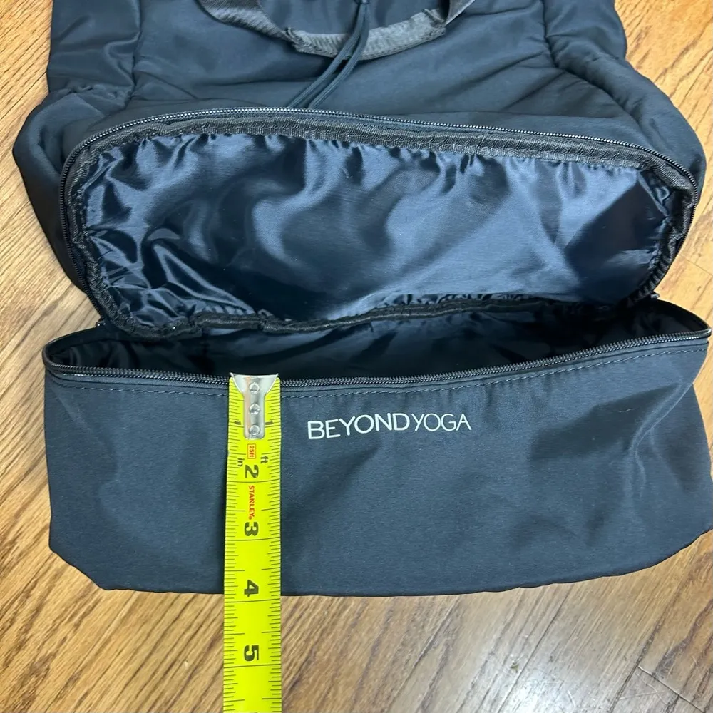 Beyond Yoga | Convertible Gym Bag Backpack Crossbody Bag - Image 11