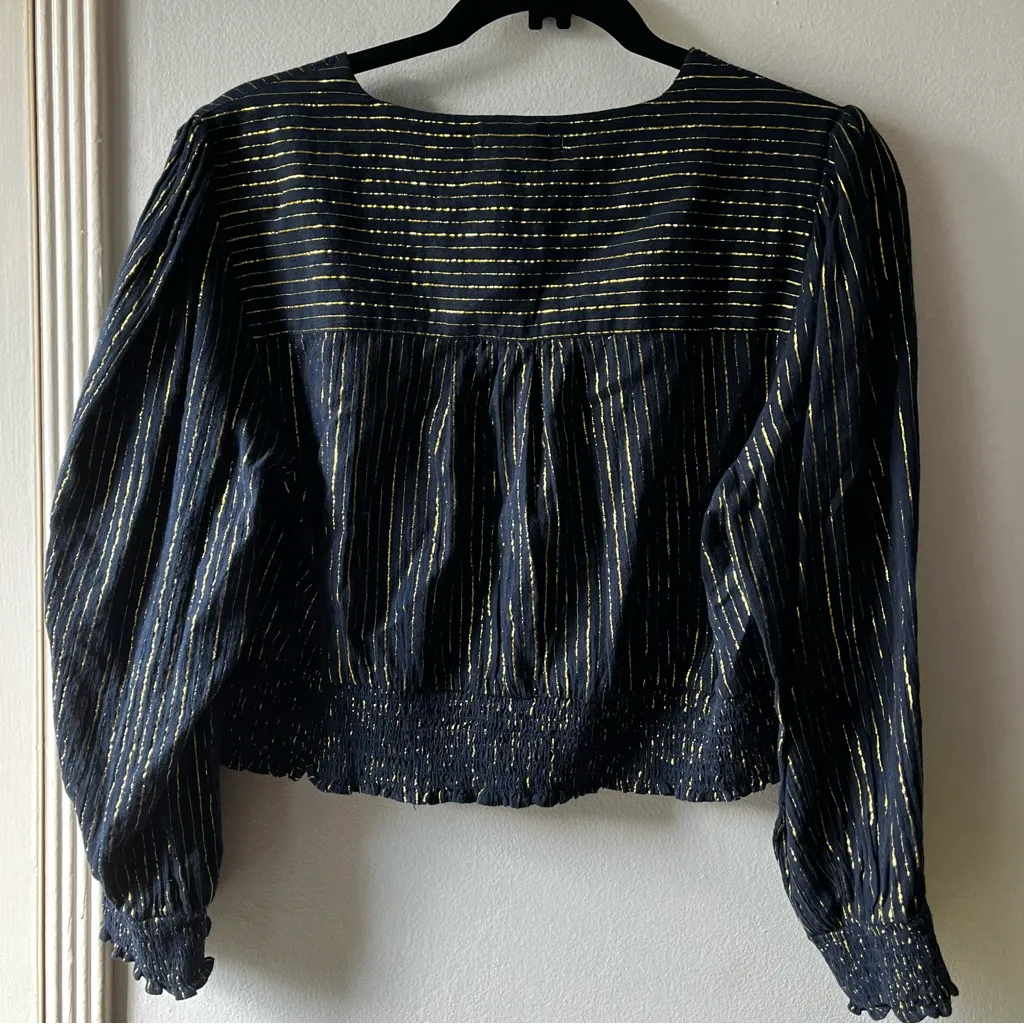 NWT! Boden• Navy & Gold Metallic Lurex Smocked Crop Blouse•Sz 10 Blue - Image 4