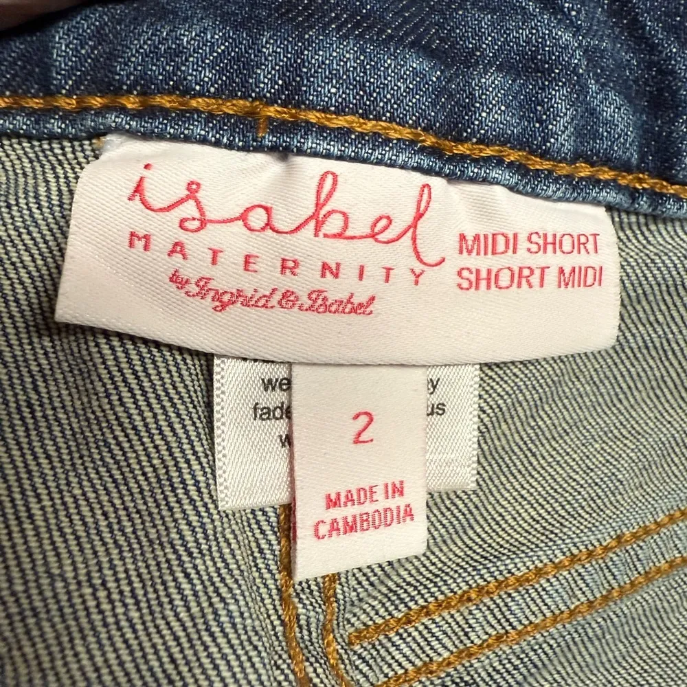 Isabel Maternity by Ingrid & Isabel Blue Jean Shorts Size undefined - Image 6