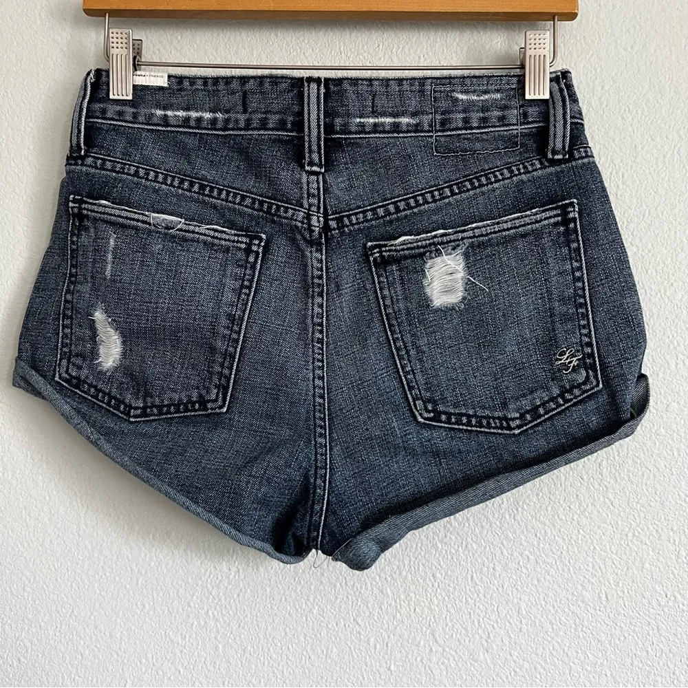 Lovers + Friends Jack High Rise Denim Shorts with Distressing. Size 26 - Image 3