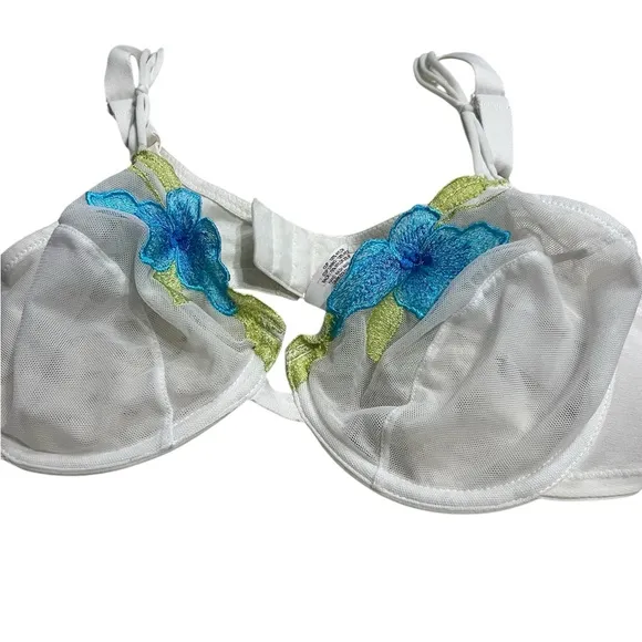 Lunaire bra. Aqua, green and white size 36C - Image 2