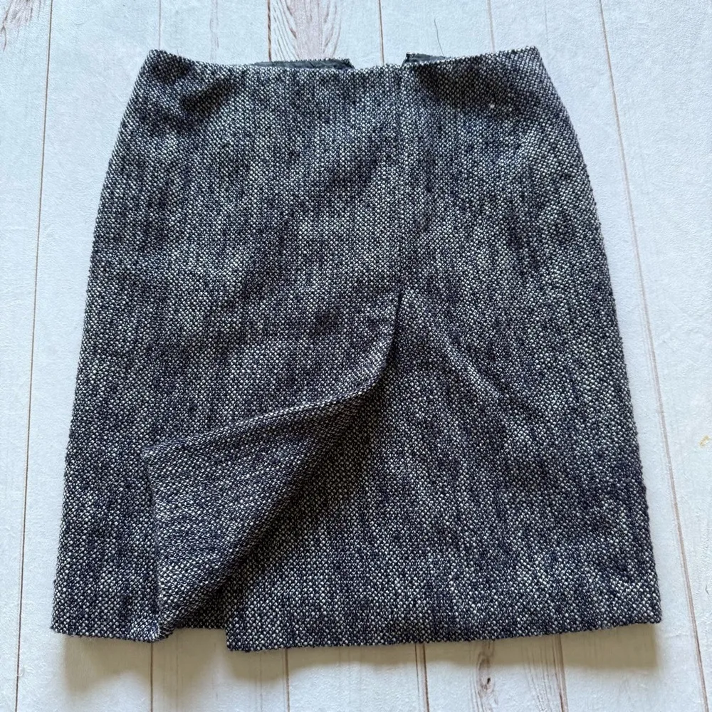 Brooks Brothers 346 Gray and Black Pencil Skirt withSlit Women’s size 6 - Image 1