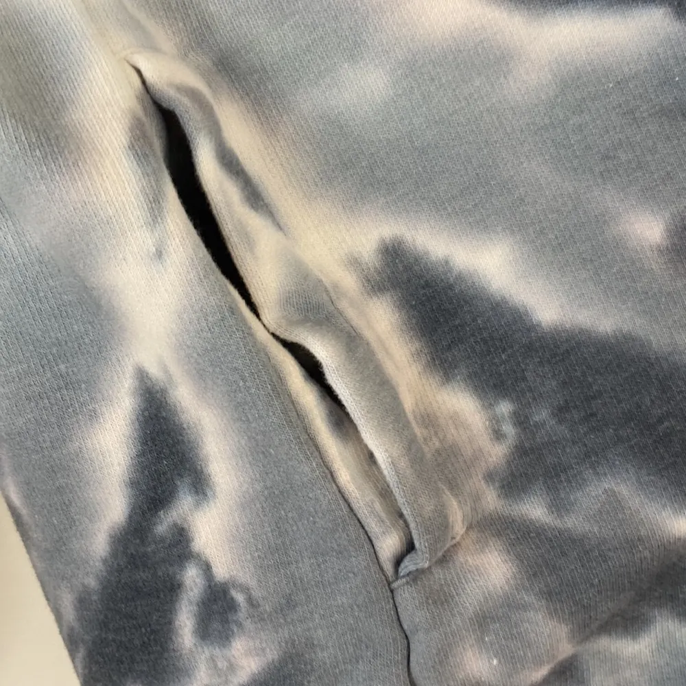 The Cozy Collection Blue Gray Purple Tie Dye Tunic Hoodie by Rue 21 Size Medium - Image 3