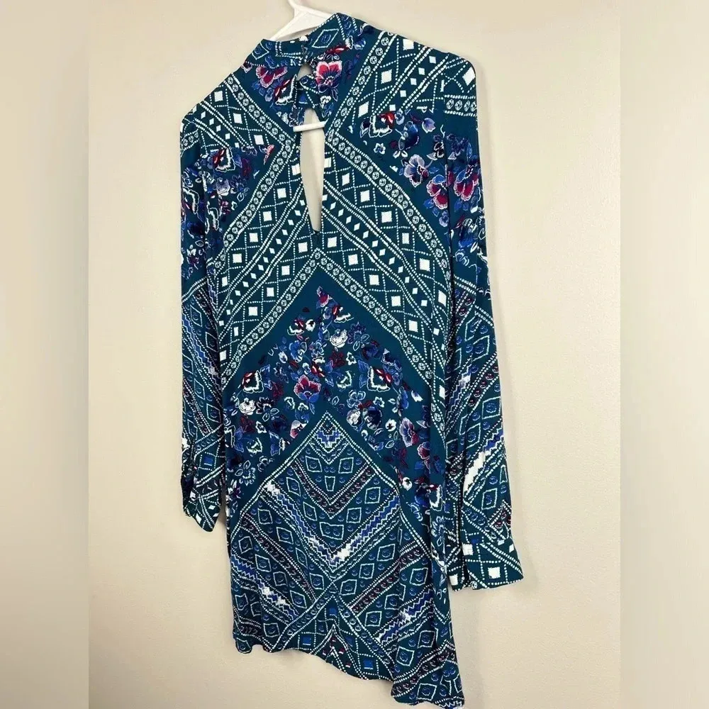 Express Cobalt Blue floral print key hole long sleeve dress‎ size XS - Image 9