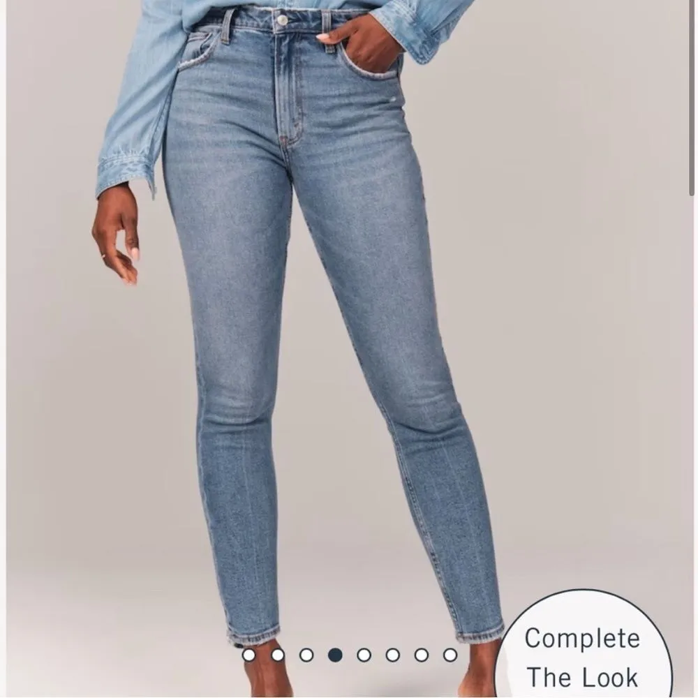 Curve Love High Rise Skinny Jean- Size 0 (25L) - Image 2