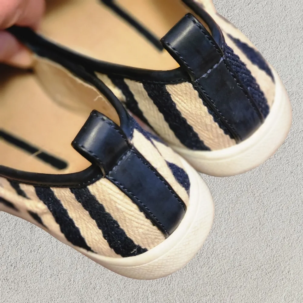 s anchor blue cream striped canvas slip on sneakers size 7 - Image 4