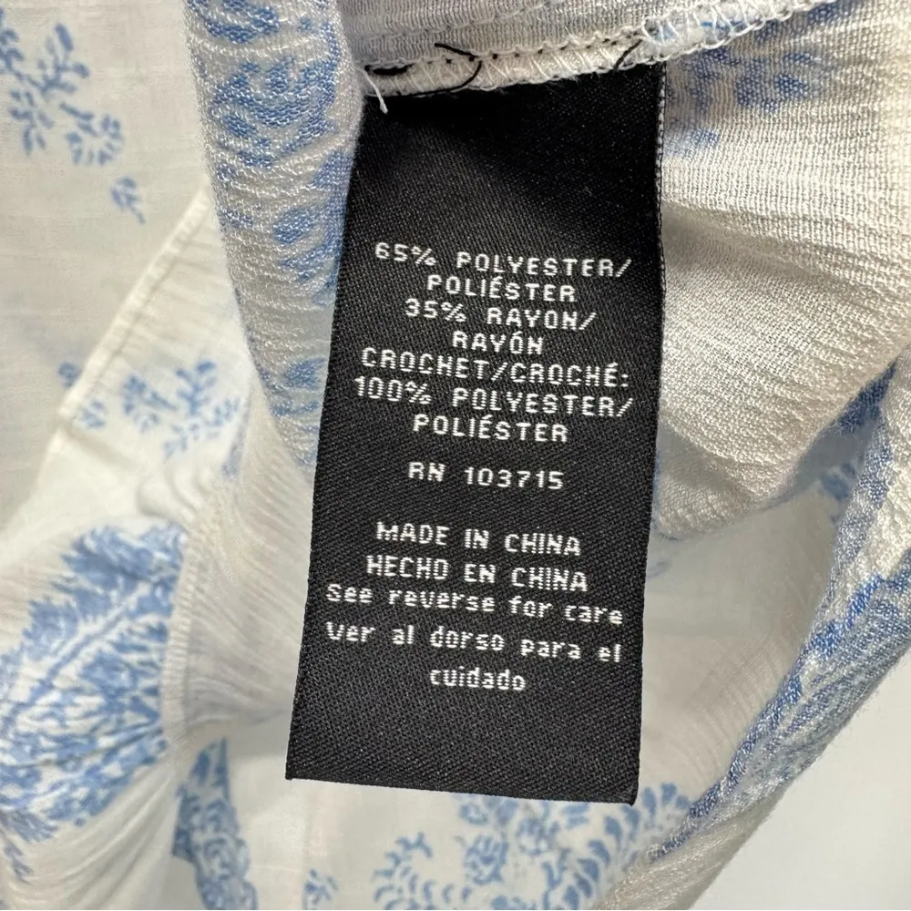 White & Blue Boho Floral Gauzy Crochet Lace Bell Sleeve Blouse by Zac & Rachel - Image 7