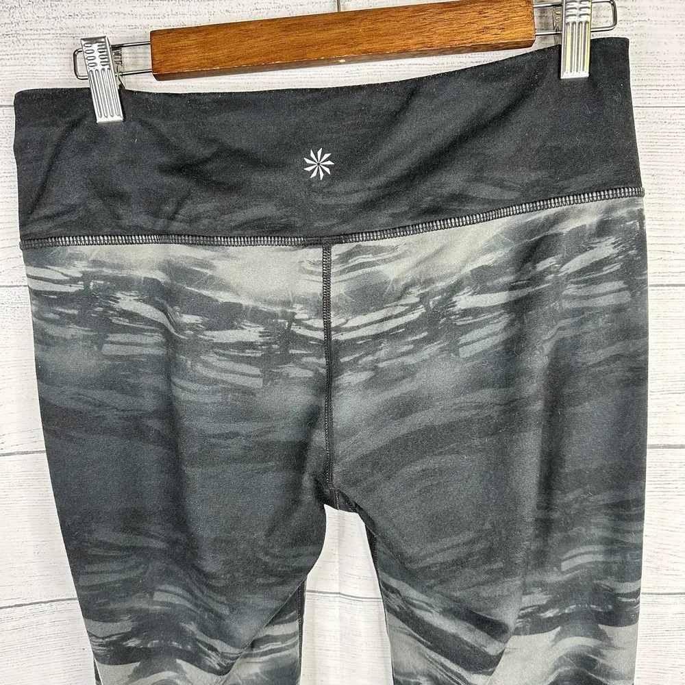 Athleta Womens Chaturanga Multi Flare Print 7/8 Leggings size Medium Gray Black - Image 9