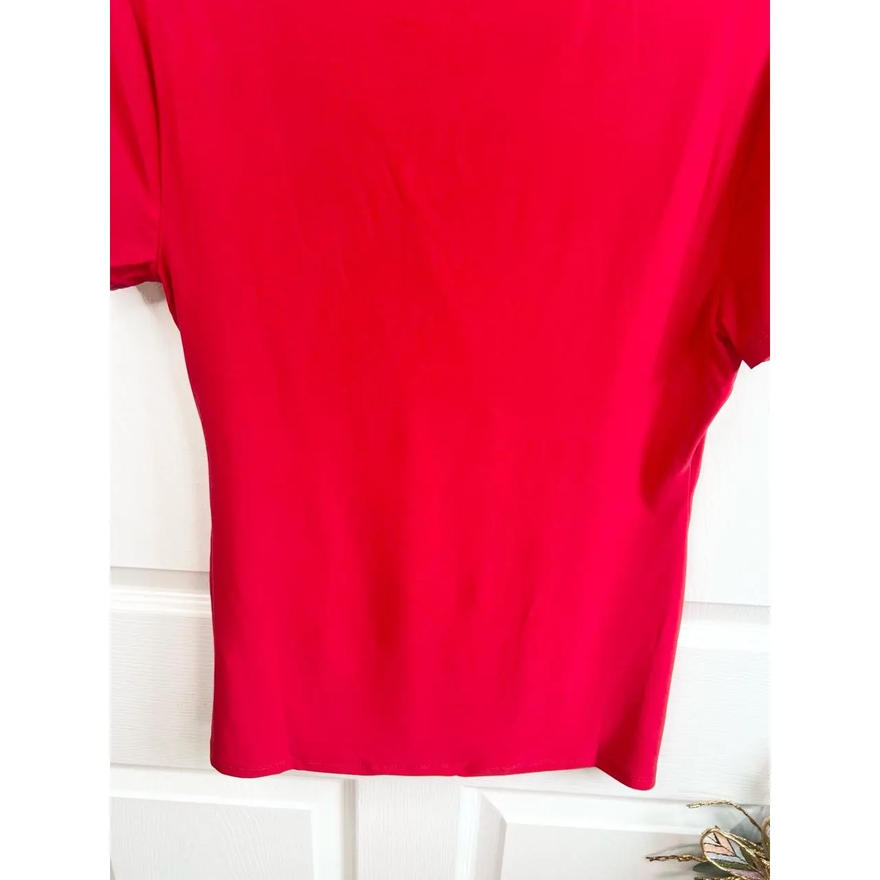 T TAHARI Blouse Size M Red Draped V Neck Short Sleeve Jersey Knit Faux Wrap Top - Image 10