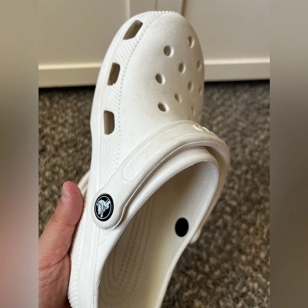 Crocs Shoes Women’s‎ White Clogs Size 6 - Image 7