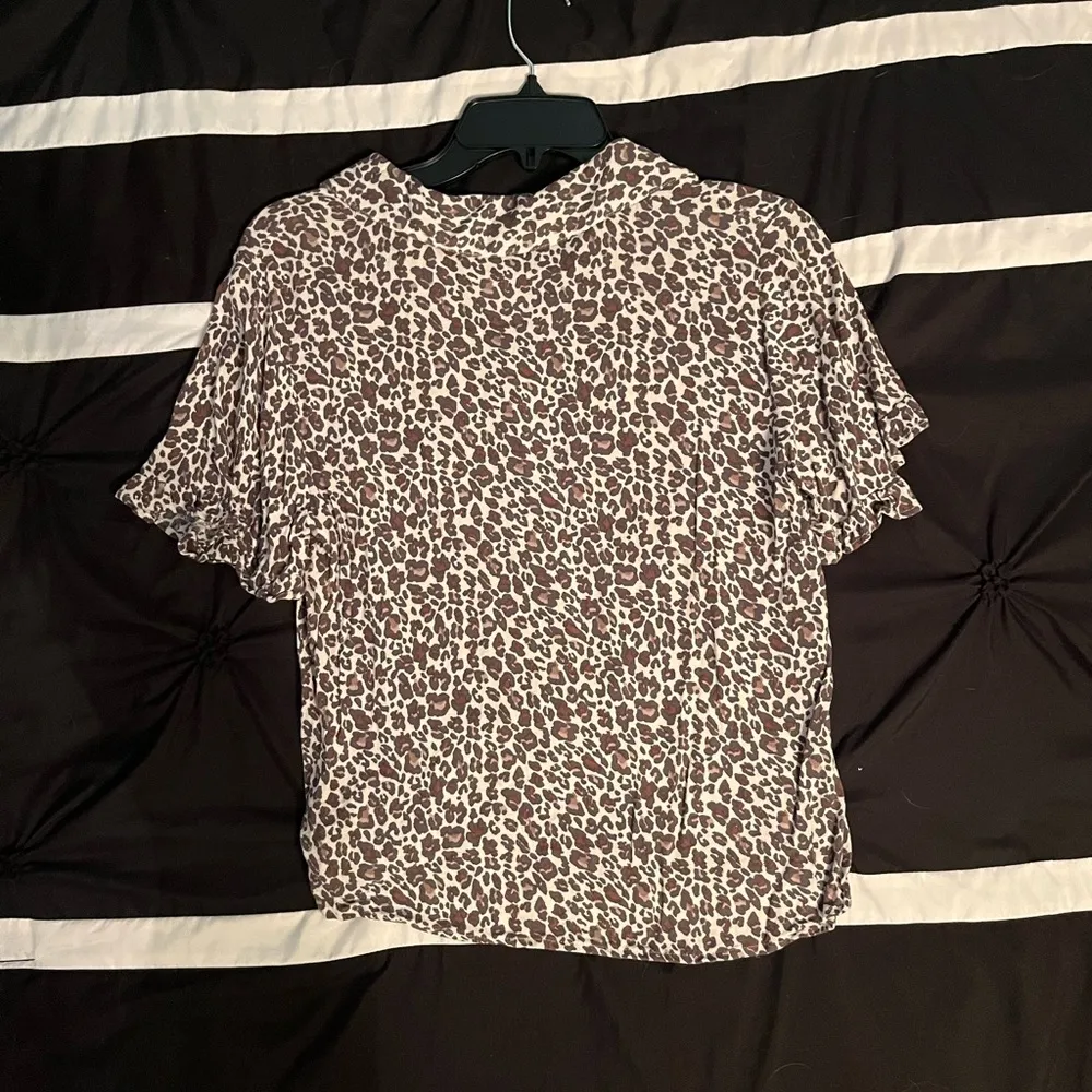 Jolt Short Sleeve Button Down Leopard Print Blouse - Image 3