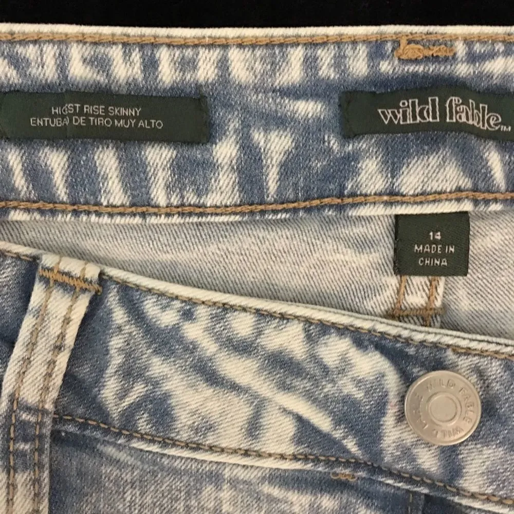 80s Vibes High waisted Button Fly Stretch Denim - Image 6