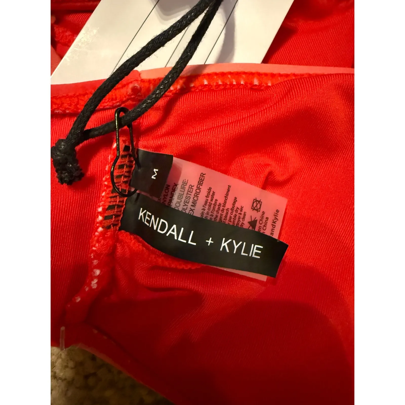 Kendall & Kylie NWT Bikini Top Women's Medium Pink Bandeau Swimwear Summer - Image 3