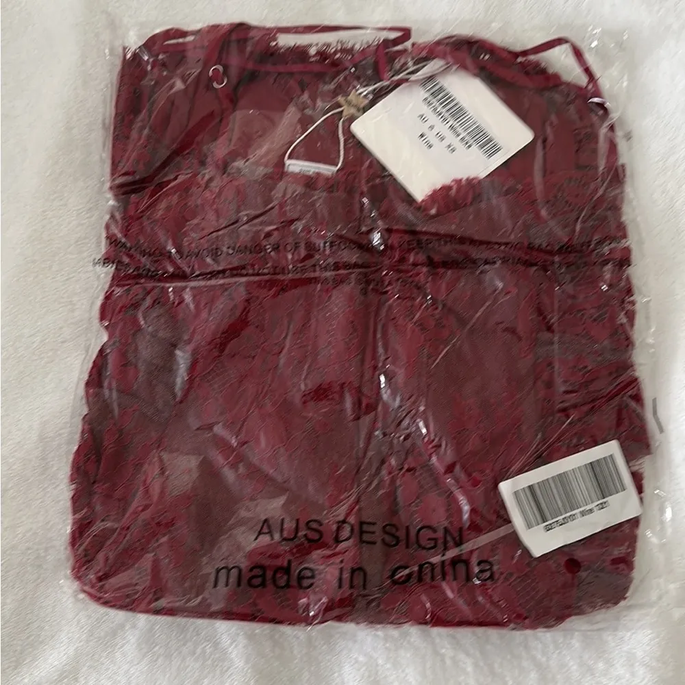 Selfie Leslie | St. Tropez Frill Hem Lace Mini Dress - Image 4