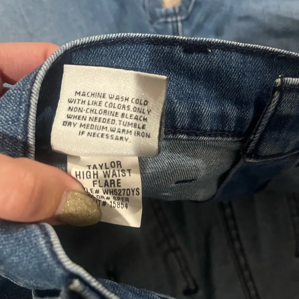 HUDSON Taylor High Waist Flare Jeans in Superior wash - Image 7