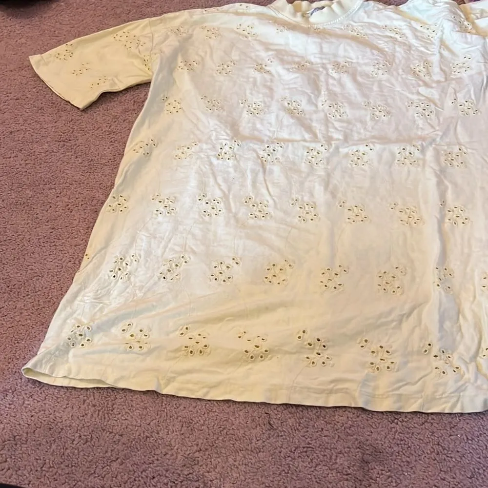 ASOS size 4 eyelet yellow dress - Image 3