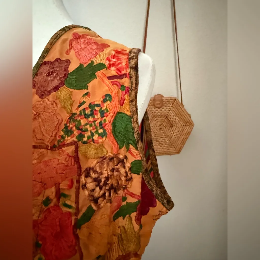Guatemala Floral Embroidered Vest Orange Size M - Image 3